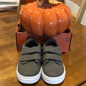 Oomphies Charcoal Kids Sneakers